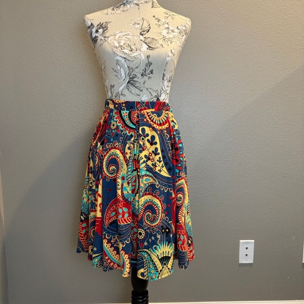 LuLaRoe Madison Paisley Women's Skirt